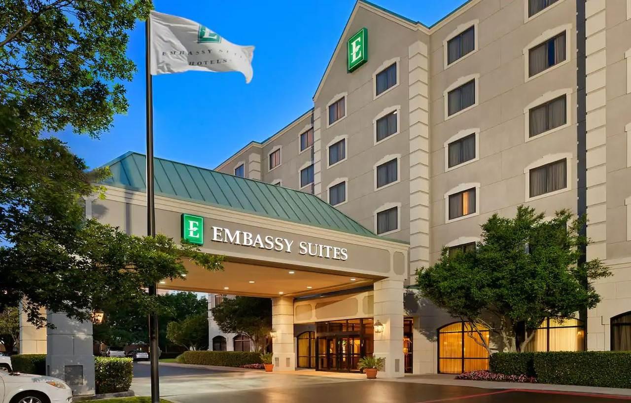 Embassy Suites By Hilton Dallas Near The Galleria Eksteriør bilde