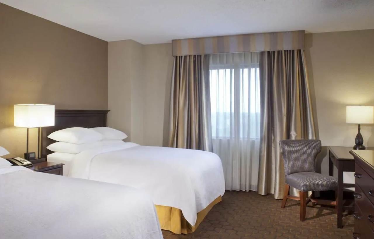 Embassy Suites By Hilton Dallas Near The Galleria Eksteriør bilde