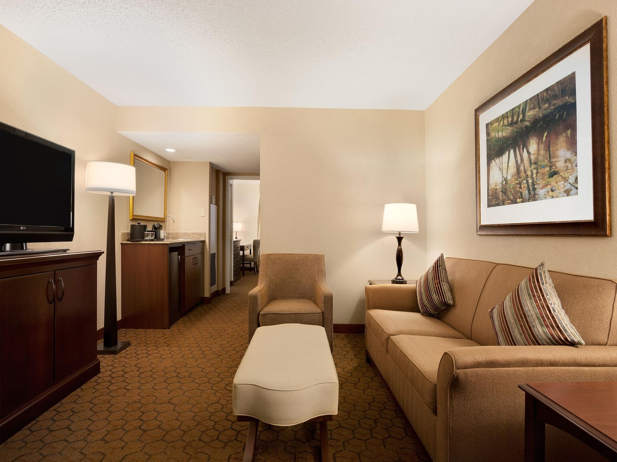 Embassy Suites By Hilton Dallas Near The Galleria Eksteriør bilde