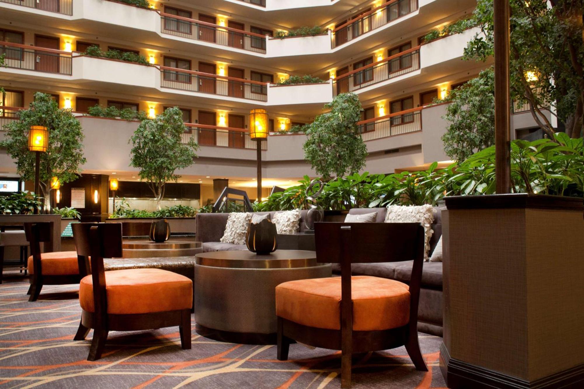 Embassy Suites By Hilton Dallas Near The Galleria Eksteriør bilde
